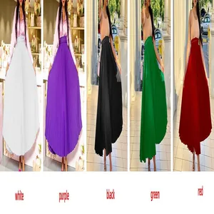 Vue détaillée de jupes longues plissées à taille haute avec ceinture en plusieurs coloris