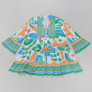 Elegant V-neck loose floral print mini dress with tiered skirt and flared sleeves layout