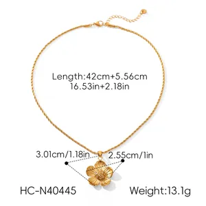 Vista dettagliata della collana girasole vintage oro 18K con dimensioni e peso