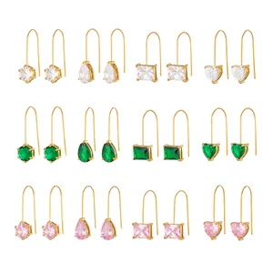Pendientes de gancho en acero bañado en oro 18K con circonitas de colores y formas
