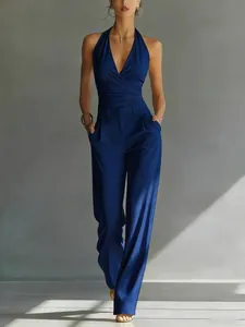 Elegantes Set aus königsblauem Halterneck-Top und High-Waist-Hose