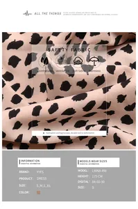 Détail du tissu léopard et informations sur les tailles pour cette robe d'été.