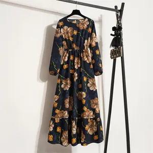 Elegantes langärmeliges Maxikleid aus Chiffon mit Blumenmuster und hoher Taille