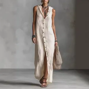 Elegantes ärmelloses Maxikleid mit Kapuze und Knöpfen in Cremeweiß für den Sommer