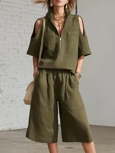 Elegante conjunto de dos piezas verde oliva con top de hombros fríos y pantalón ancho