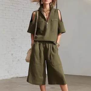 Elegante conjunto de dos piezas para mujer en verde oliva con top con hombros descubiertos