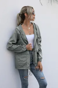 Casual women's lightweight hooded windbreaker jacket for outdoor hiking and rain