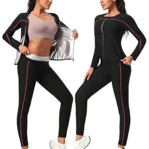 Vue détaillée de l'ensemble de sauna pour femmes avec doublure intérieure thermique.