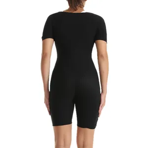 Rückenansicht des schwarzen kurzärmeligen Sauna-Bodysuits für Damen zum Sport und Abnehmen.