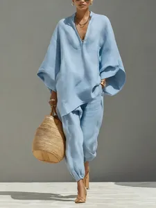 Elegantes himmelblaues Set für Damen mit Fledermausärmeln und V-Ausschnitt Sommerstil