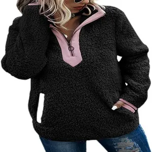 Sweat-shirt en polaire sherpa pour femme avec demi-zip et détails roses