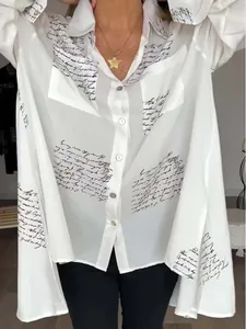 Damen Viskose Skript Buchstaben Druck Bluse Langarm Revers Knopfleiste Lockere Schwalbenschwanz Saum Casual Commuter Hemd Top