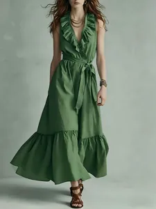 Vestido largo sin mangas verde oliva con cuello en V, volantes y lazo