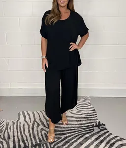 Ensemble d'été deux pièces pour femmes comprenant un haut noir ample et pantalon