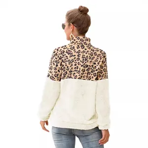 Damen-Fleece-Sweatshirt mit Leopardenmuster-Spleißen und Stehkragen in Rückansicht.