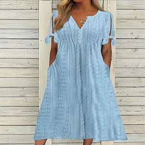 Robe décontractée en dentelle bleu clair à col en V pour femmes avec taille haute et poches