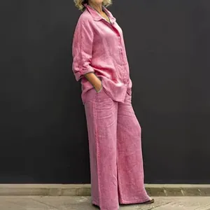 Conjunto de dos piezas para mujer con camisa de lino rosa y pantalones de pernera ancha
