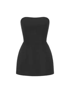 Elegantes schwarzes trägerloses figurbetontes Top mit schmaler Taille für den Sommer-Style.