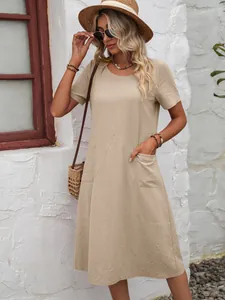 Robe midi décontractée en coton et lin beige avec poches pour un look d'été fluide