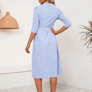 Elegante vestido camisero midi de cuadros azules y blancos para mujer con cuello y mangas 3/4