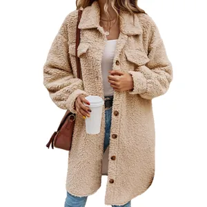 Elegante abrigo de peluche oversize para mujer con cuello de solapa y botones beige