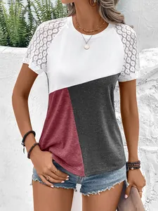 Elegantes Damen T-Shirt mit Farbblock-Design und filigranen weißen Spitzenärmeln