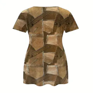 Vue détaillée d'une robe T-shirt à manches courtes avec imprimé patchwork denim.