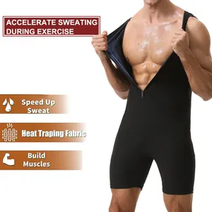 Détail montrant l'effet de transpiration intense d'un body sauna fitness pour hommes