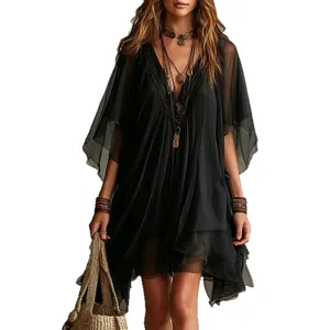 Elegantes schwarzes Chiffon-Strandkleid mit V-Ausschnitt für den Sommerurlaub am Meer