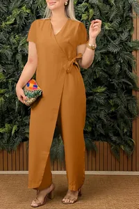 Combinaison portefeuille marron élégante col en V pour femme avec nœud à la taille