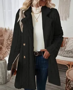 Élégant manteau en peluche noir à double boutonnage pour femme avec col à revers d'hiver