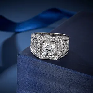 Luxuriöser 5-Karat-Moissanit-Herrenring aus S925-Sterlingsilber mit Pavé-Fassung