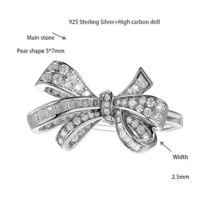 Especificaciones detalladas del anillo de lazo en plata S925 con diamantes de carbono.