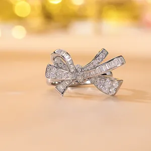 Anillo de Lazo de Plata de Ley S925 para Mujer Bañado en Oro Blanco de 18K con Strass Completo Anillo de Banda de Mariposa Joyería Regalo