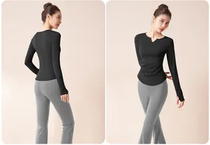 Vorder- und Rückansicht eines eng anliegenden Langarm-Yoga-Tops mit V-Ausschnitt und Raffung