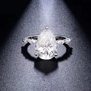 Elegant pear-cut moissanite ring with marquise accents in S925 sterling silver