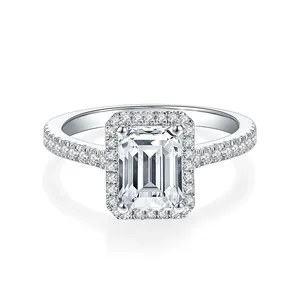 Élégante bague halo en moissanite taille émeraude 6x8mm en argent S925 pour femmes