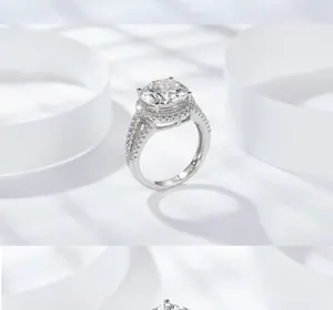 Primer plano de anillo de moissanita redonda de 5 quilates con halo de lujo