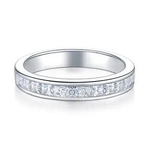 Anillo de Eternidad de Plata de Ley 925 con Moissanita Corte Princesa para Mujer Certificado GRA Alianza Cuadrada Incrustada Joyería Regalo