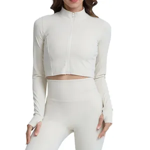 Giacca da yoga professionale slim fit da donna in bianco sporco con fori per i pollici.