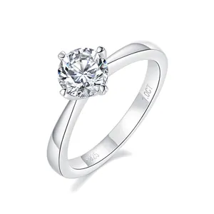Klassischer Moissanit Verlobungsring mit vier Krappen aus S925 Silber 1.0ct Solitär