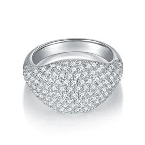 Bague style hip hop en argent S925 avec pavé complet de moissanite au design dôme