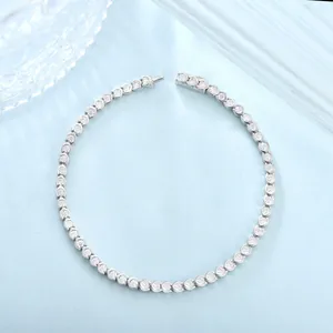 Detailed view of S925 sterling silver horseshoe bracelet with 1.8mm round moissanite
