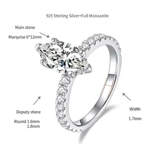 Vista detallada de un anillo de moissanita talla marquesa con banda de plata de ley S925