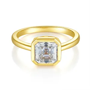 Anillo de Moissanita de Corte Asscher Cuadrado de Plata de Ley 925 Chapado en Oro de 18k Engaste en Bisel con Certificado GRA