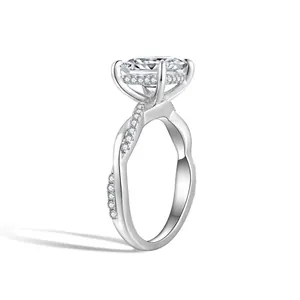 Close-up of a 2 carat princess cut moissanite ring with twisted vine band details