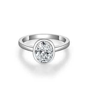 Anillo de Compromiso Clásico de Moissanita Ovalada con Engaste en Bisel Plata de Ley 925 Chapado en Oro Blanco para Mujer Joyería Certificada GRA