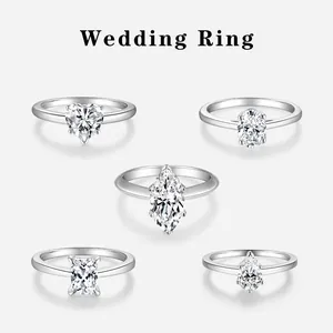 Juego de cinco anillos de boda de moissanita de 1ct con cortes de corazón y óvalo.
