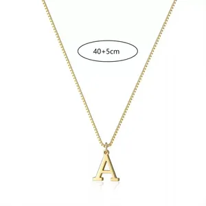 Collana con ciondolo iniziale A in oro minimalista e catena box regolabile 40+5cm