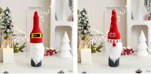 Detailoverzicht van de gebreide kerstkabouter-wijnfleshoezen met afmetingen en gewicht